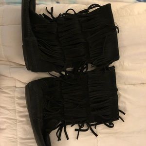 Black Minnetonka Boots